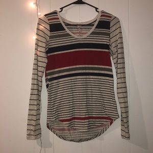 Cute long sleeve shirt.